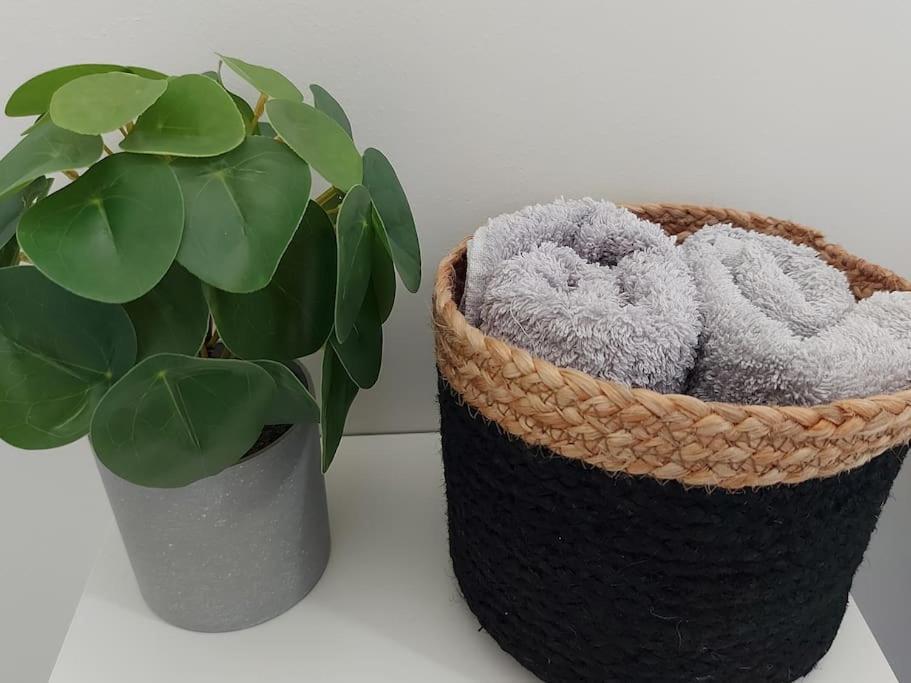 Le Chic Ethnic Dreux Lägenhet Exteriör bild